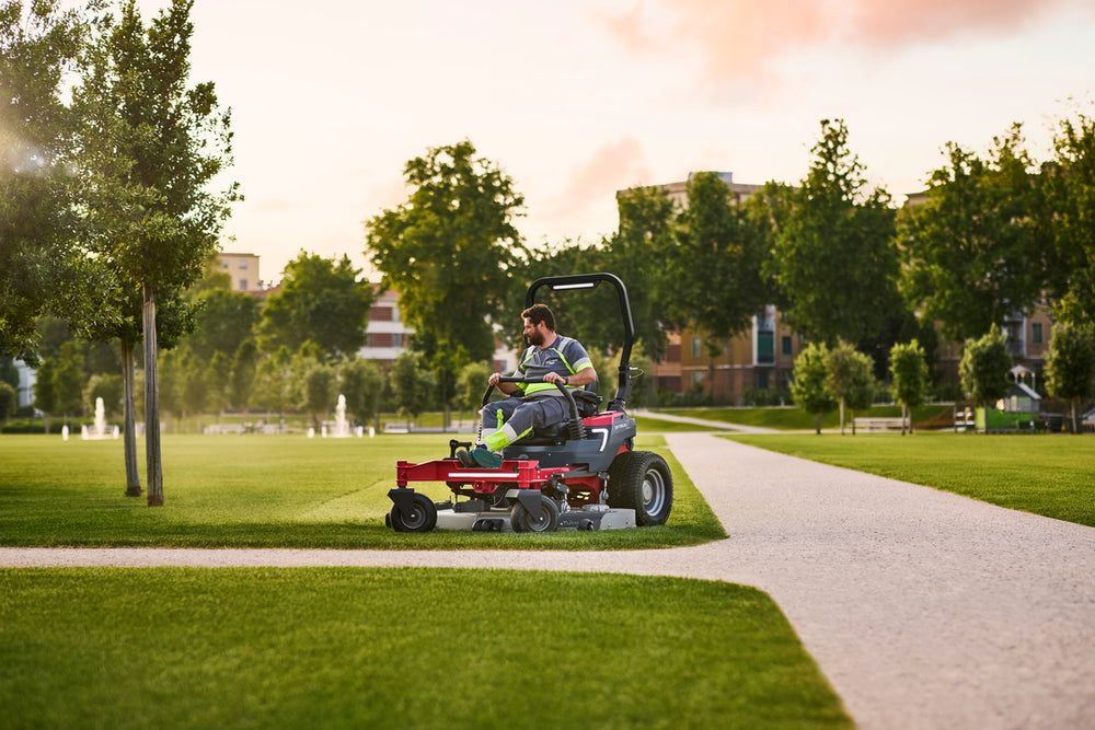 OPTIMUS™ Zero Turn Ride-On 152 cm 24 kwh