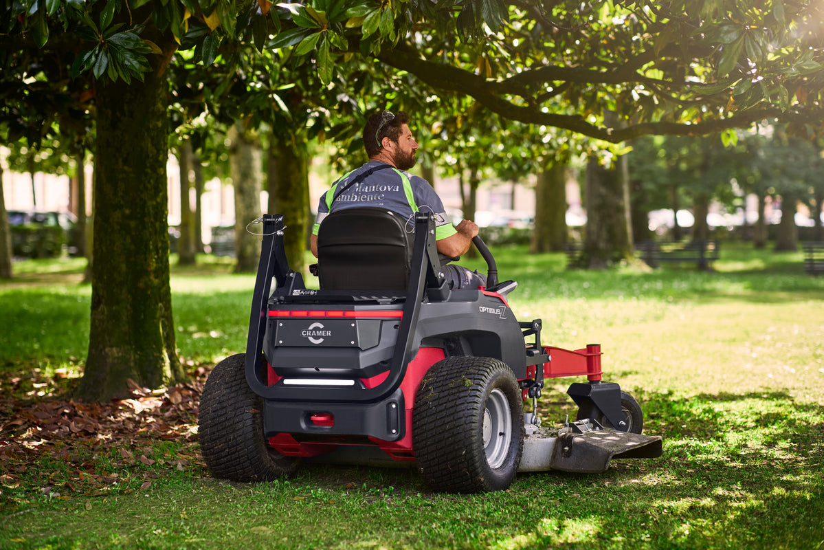 OPTIMUS™ ZERO TURNS